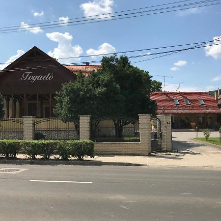 Готель Szent Istvan Fogado Нодьмарош Екстер'єр фото