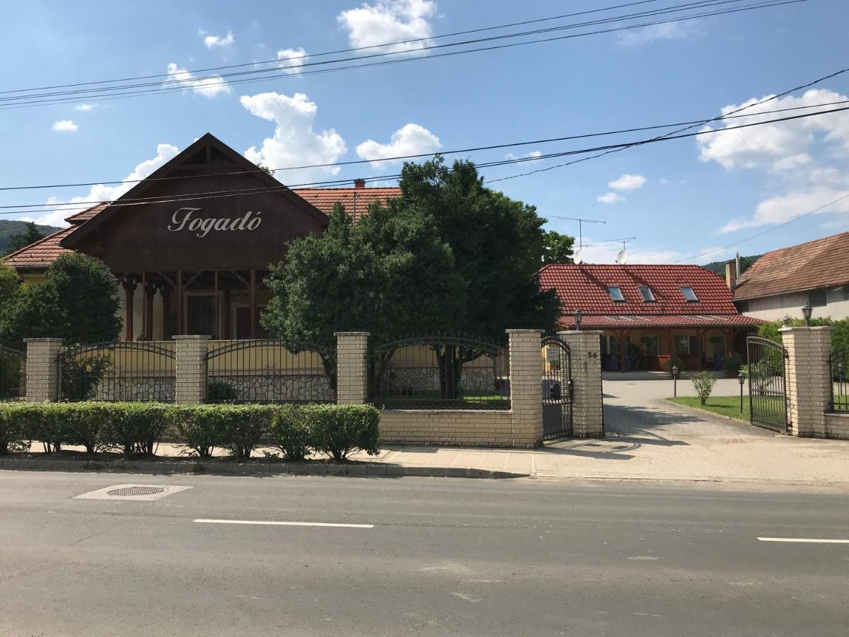 Готель Szent Istvan Fogado Нодьмарош Екстер'єр фото